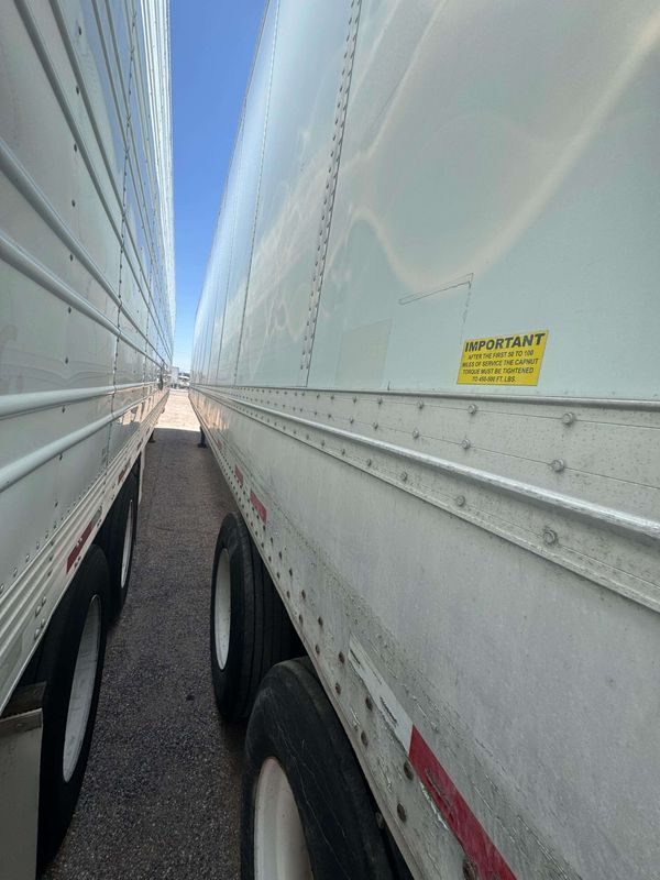 2012 Wabash Duraplate 53’ Dry Van – Hendrickson Air Ride Suspension