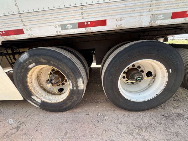 2015 Utility 3000R Multi-Temp Reefer Trailer – Thermo King SB-230
