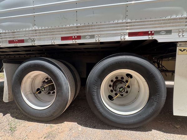 2015 Utility 3000R Multi-Temp Reefer Trailer – Thermo King SB-230