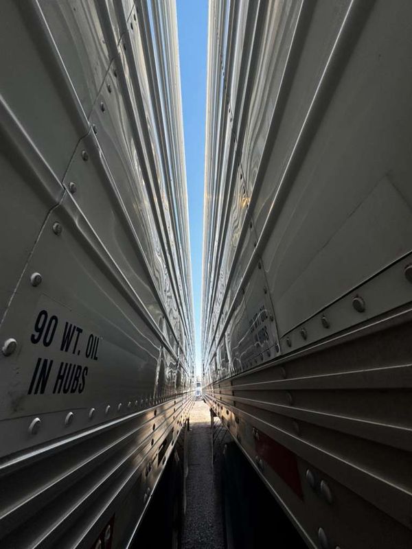 2016 Utility 3000R Multi-Temp Reefer Trailer – Thermo King Precedent S-600