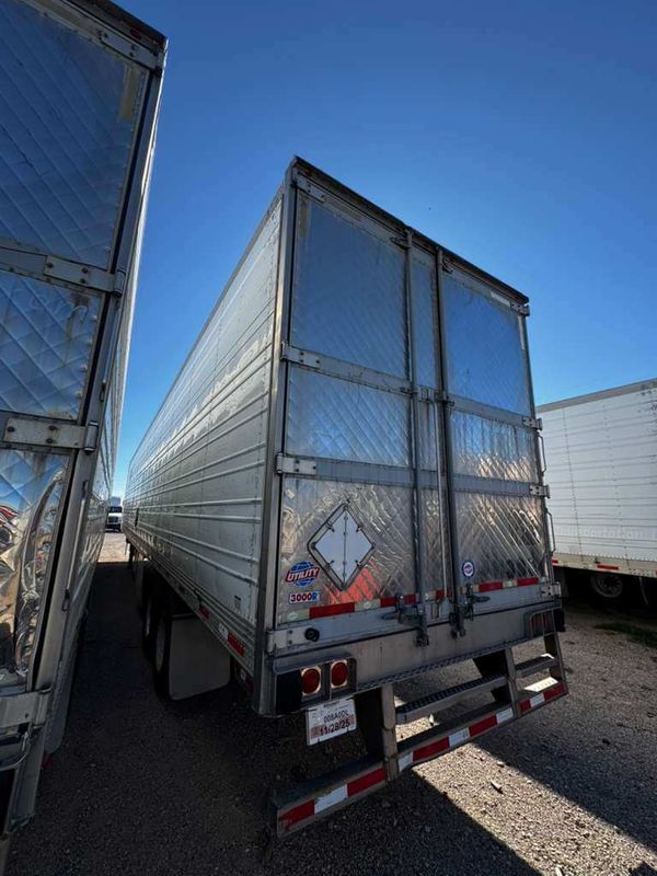 2016 Utility 3000R Multi-Temp Reefer Trailer – Thermo King Precedent S-600