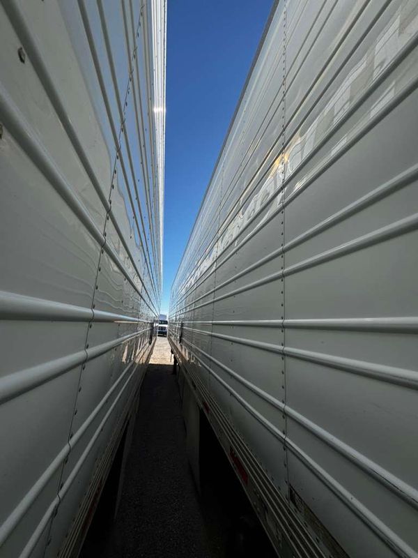 2016 Utility 3000R Multi-Temp Reefer Trailer – Thermo King Precedent S-600