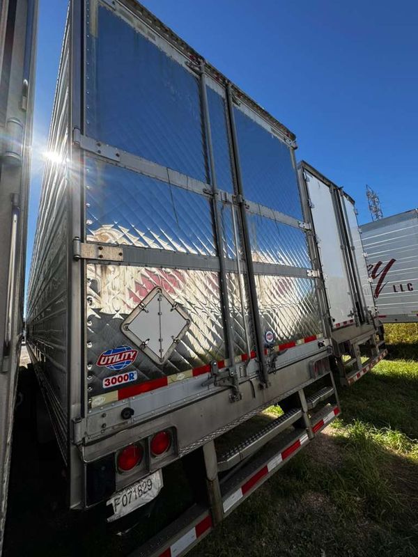 2016 Utility 3000R Multi-Temp Reefer Trailer – Thermo King Precedent S-600