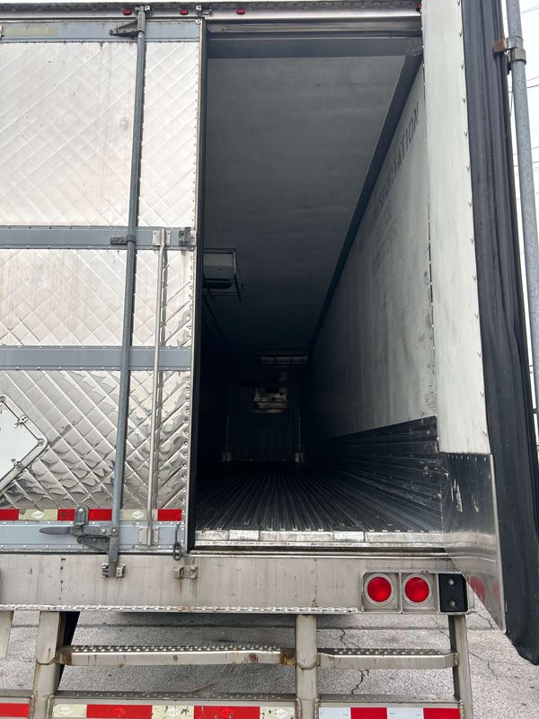 2015 Utility 3000R Multi-Temp Reefer Trailer - Thermo King SB-230