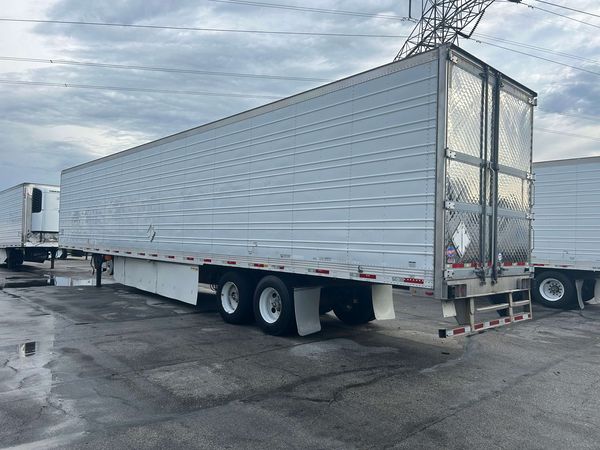 2015 Utility 3000R Multi-Temp Reefer Trailer – Thermo King SB-230