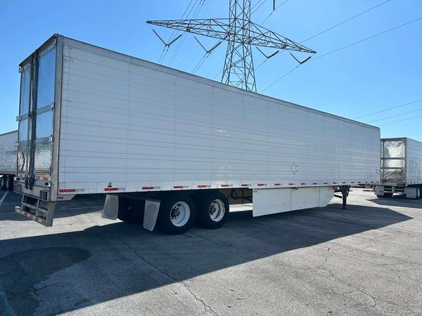 2015 Utility 3000R Multi-Temp Reefer Trailer – Thermo King SB-230