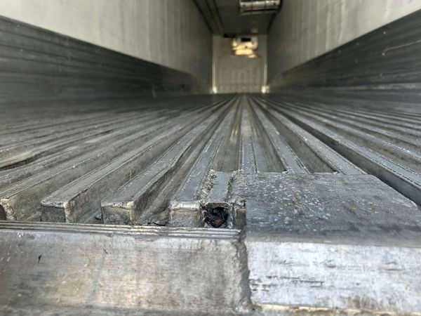 2015 Utility 3000R  Multi-Temp Reefer Trailer – Thermo King SB-230