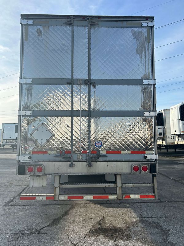 2015 Utility 3000R  Multi-Temp Reefer Trailer – Thermo King SB-230
