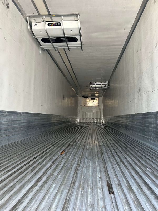 2015 Utility 3000R Multi-Temp Reefer Trailer – Thermo King SB-230