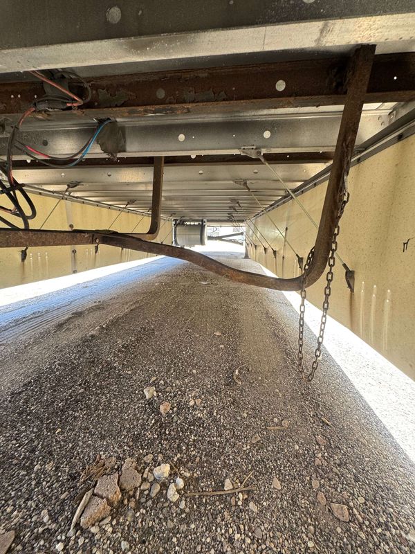 2015 Utility 3000R Multi-Temp Reefer Trailer – Thermo King SB-230