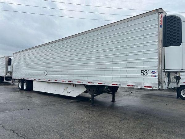 2015 Utility 3000R Multi-Temp Reefer Trailer – Thermo King SB-230