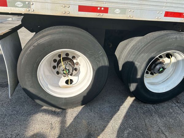 2015 Utility 3000R Multi-Temp Reefer Trailer – Thermo King SB-230