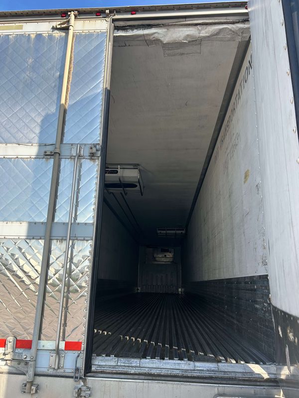 2015 Utility 3000R Multi-Temp Reefer Trailer – Thermo King SB-230