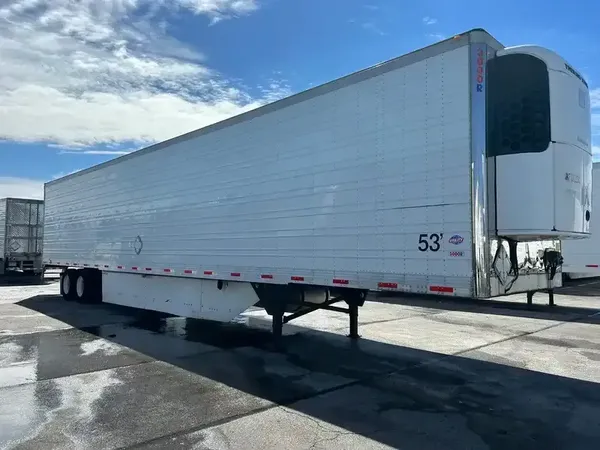 2015 Utility 3000R Multi-Temp Reefer Trailer – Thermo King SB-230 - Image