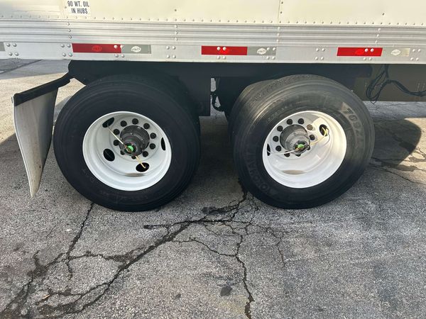 2015 Utility 3000R Multi-Temp Reefer Trailer – Thermo King SB-230