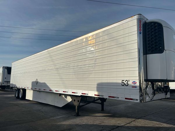 2015 Utility 3000R Multi-Temp Reefer Trailer – Thermo King SB-230