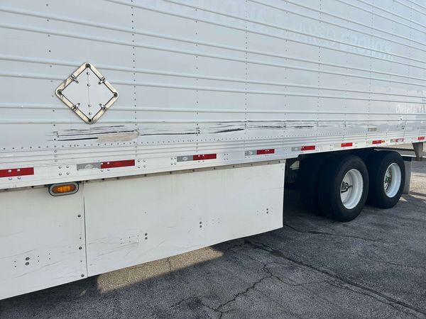 2015 Utility 3000R Multi-Temp Reefer Trailer – Thermo King SB-230