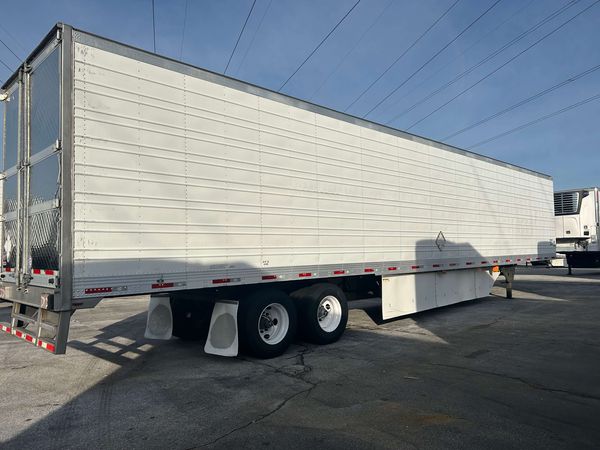 2015 Utility 3000R Multi-Temp Reefer Trailer – Thermo King SB-230