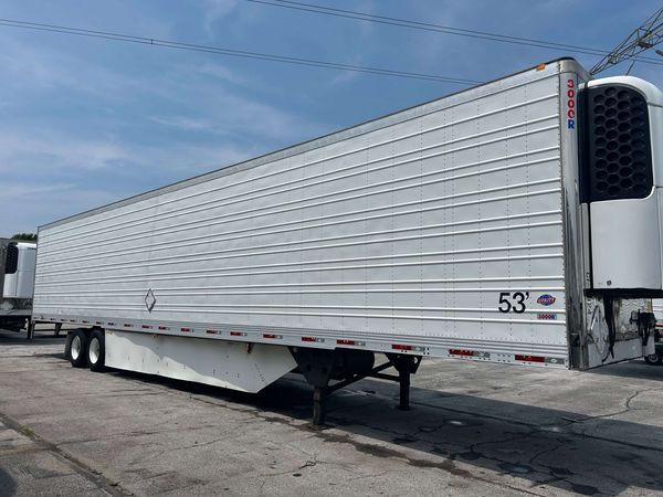 2015 Utility 3000R Multi-Temp Reefer Trailer – Thermo King SB-230