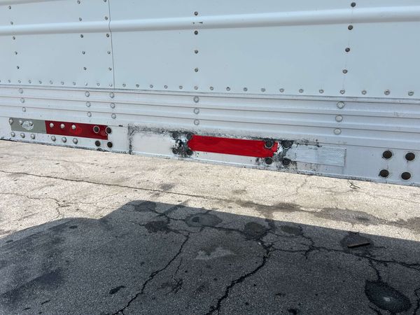 2015 Utility 3000R Multi-Temp Reefer Trailer – Thermo King SB-230