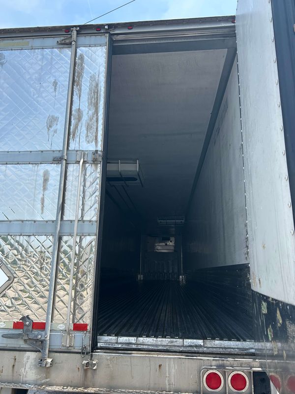 2015 Utility 3000R Multi-Temp Reefer Trailer – Thermo King SB-230