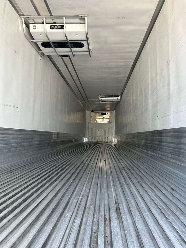 2015 Utility 3000R Multi-Temp Reefer Trailer – Thermo King SB-230