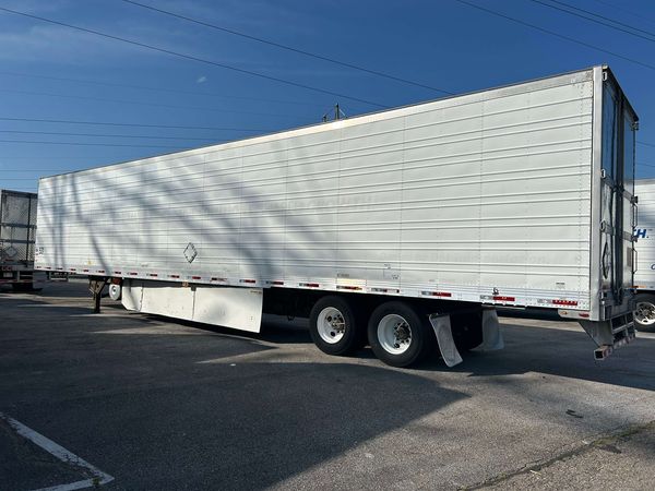 2015 Utility 3000R Multi-Temp Reefer Trailer – Thermo King SB-230