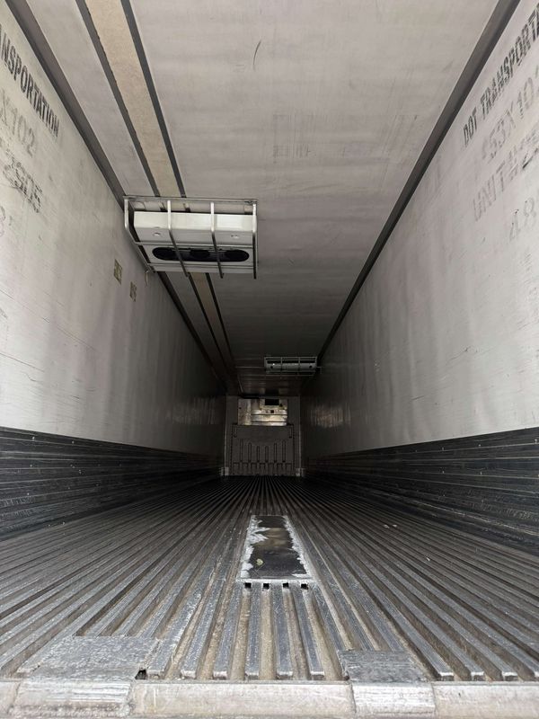 2015 Utility 3000R Multi-Temp Reefer Trailer – Thermo King SB-230