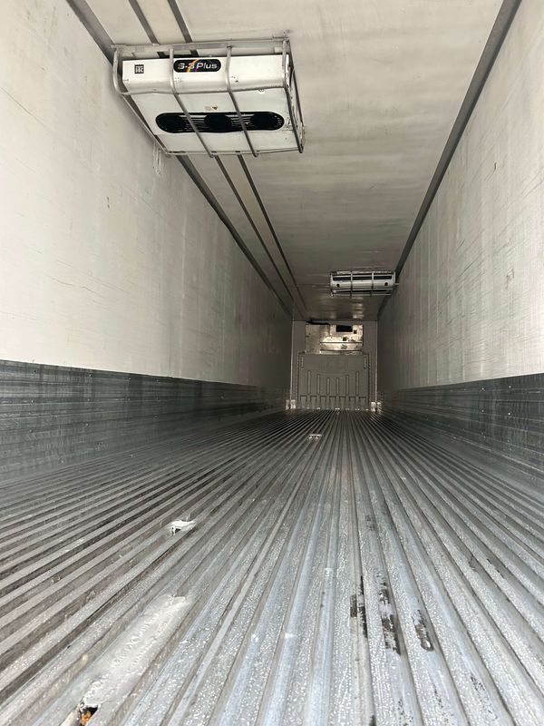 2015 Utility 3000R  Multi-Temp Reefer Trailer – Thermo King SB-230