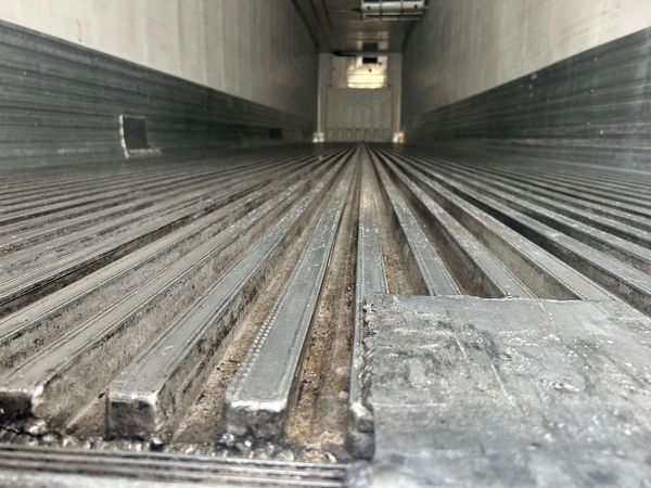 2015 Utility 3000R  Multi-Temp Reefer Trailer – Thermo King SB-230