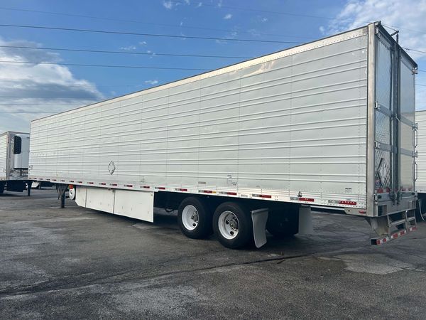 2015 Utility 3000R  Multi-Temp Reefer Trailer – Thermo King SB-230
