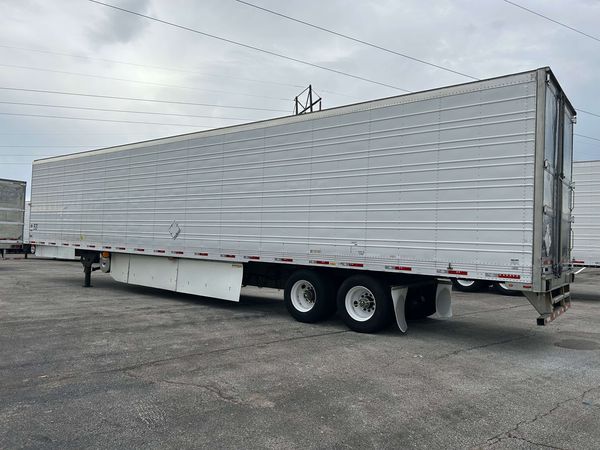 2015 Utility 3000R Multi-Temp Reefer Trailer – Thermo King SB-230