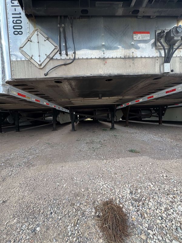 2015 Utility 3000R Multi-Temp Reefer Trailer – Thermo King SB-230