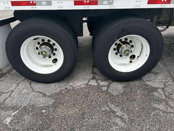 2015 Utility 3000R  Multi-Temp Reefer Trailer – Thermo King SB-230