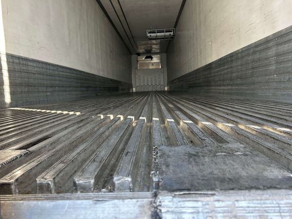 2016 Utility 3000R Multi-Temp Reefer Trailer – Thermo King Precedent S-600
