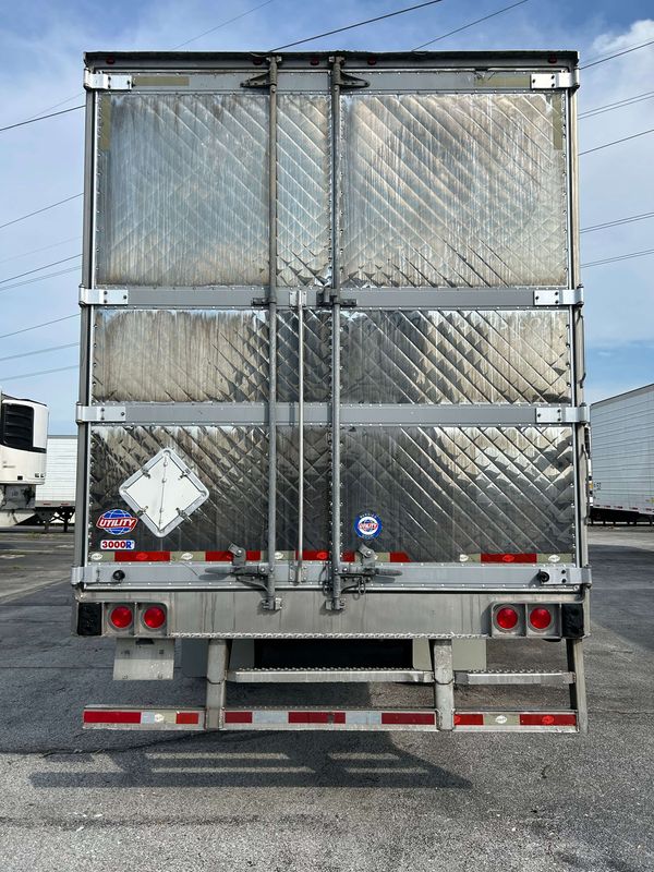 2016 Utility 3000R Multi-Temp Reefer Trailer – Thermo King Precedent S-600