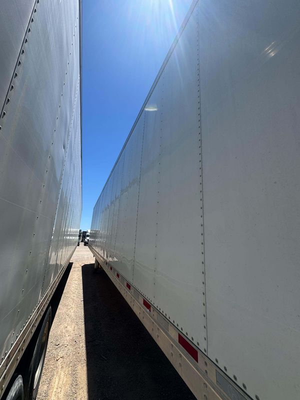 2017 Great Dane ETL1114 53’ Reefer Trailer – Thermo King C-600