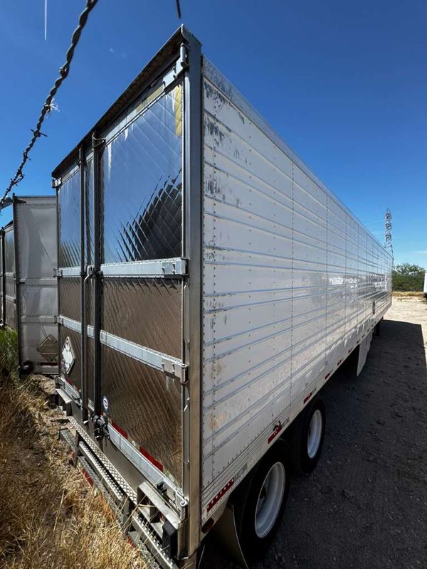 2016 Utility 3000R Multi-Temp Reefer Trailer – Thermo King Precedent S-610