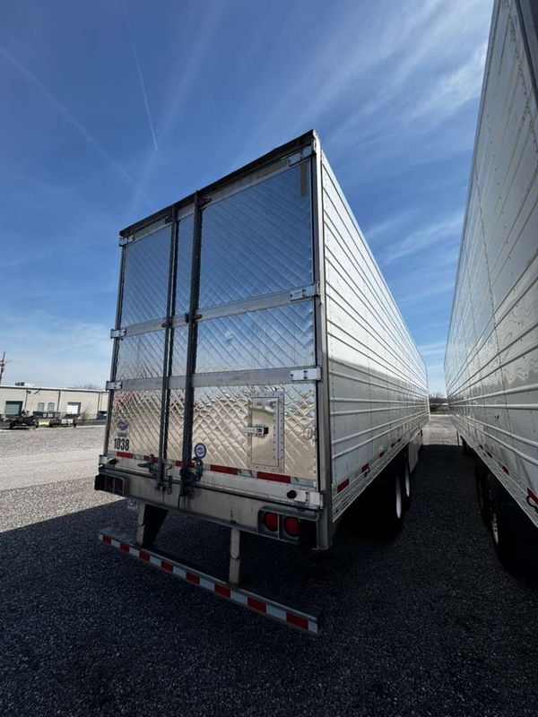 2019 Utility 3000R Reefer Trailer - Thermo King Precedent S-600
