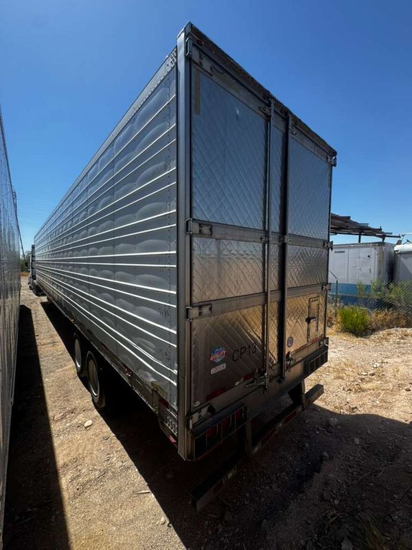 2013 Utility 3000R Reefer Trailer - Thermo King SB-230