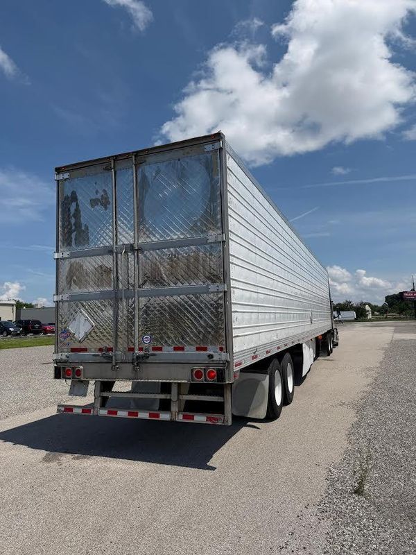 2017 Utility 3000R Multi Temp Reefer Trailer – Thermo King Precedent S-600