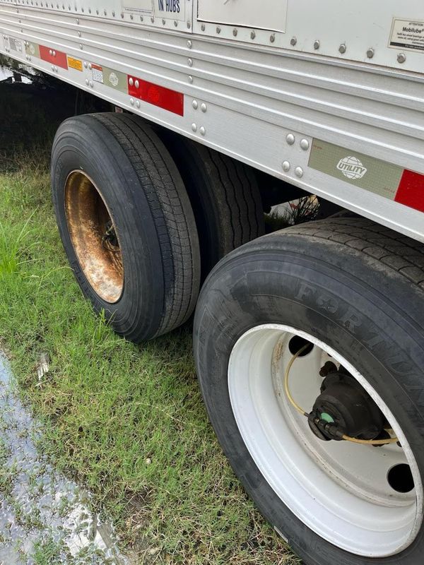 2017 Utility 3000R Multi Temp Reefer Trailer – Thermo King Precedent S-600