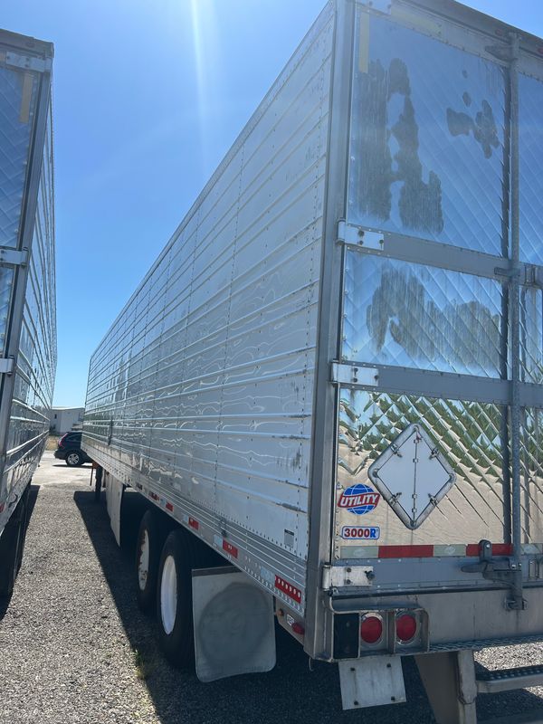 2017 Utility 3000R Multi Temp Reefer Trailer – Thermo King Precedent S-600