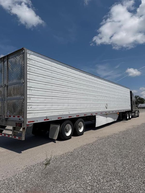 2017 Utility 3000R Multi Temp Reefer Trailer – Thermo King Precedent S-600