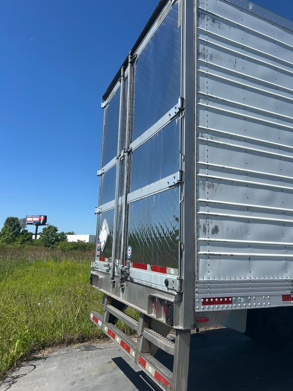 2017 Utility 3000R Multi Temp Reefer Trailer – Thermo King Precedent S-600