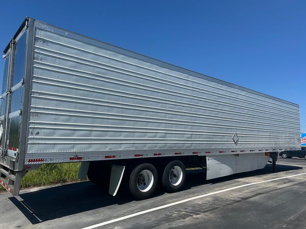 2017 Utility 3000R Multi Temp Reefer Trailer – Thermo King Precedent S-600