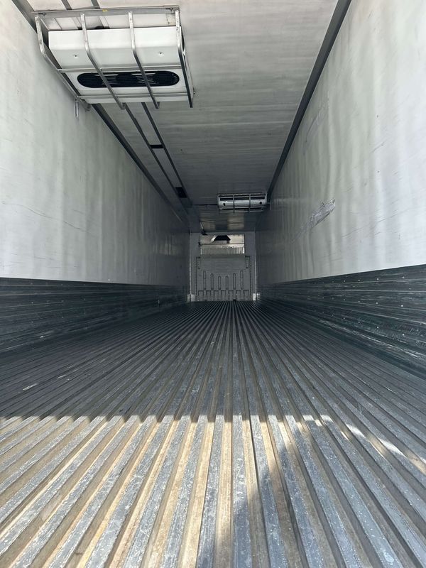 2017 Utility 3000R Multi Temp Reefer Trailer – Thermo King Precedent S-600