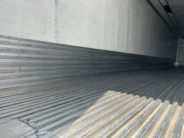 2017 Utility 3000R Multi Temp Reefer Trailer – Thermo King Precedent S-600