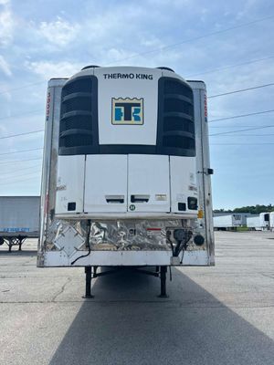 2017 Utility 3000R Multi Temp Reefer Trailer – Thermo King Precedent S-600 - Image 1