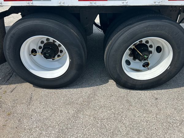 2017 Utility 3000R Multi Temp Reefer Trailer – Thermo King Precedent S-600